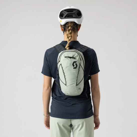 Scott Trail Lite 8 black backpack sportovní batoh